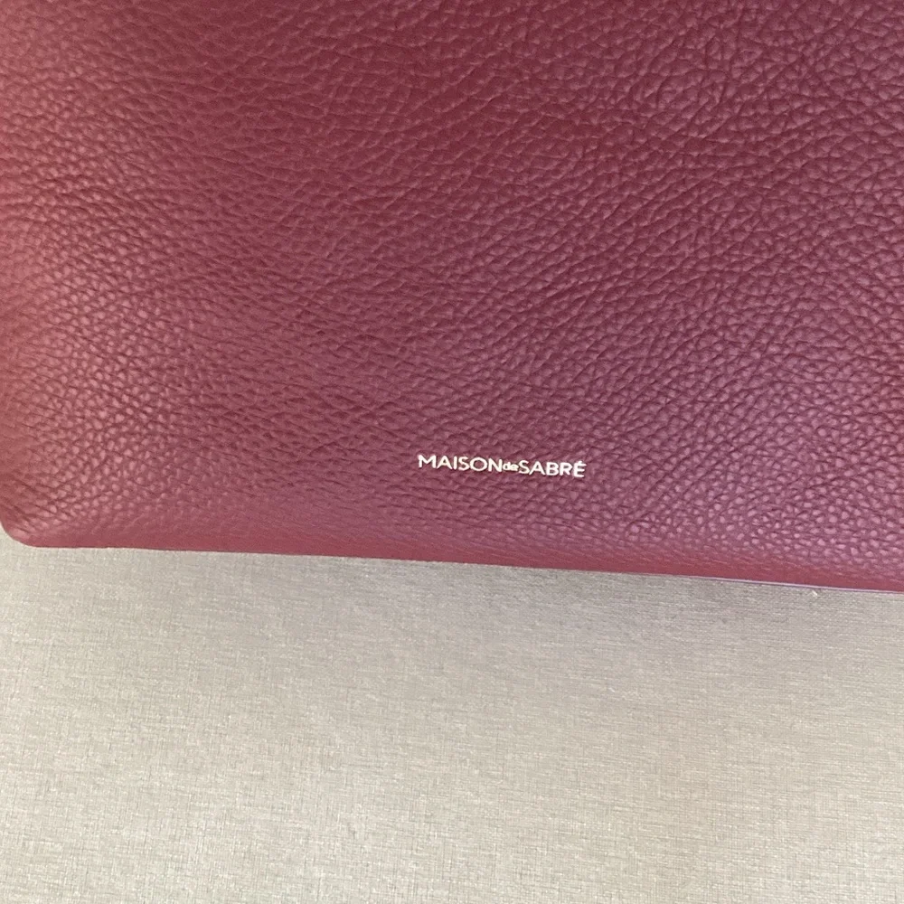 Elegant Burgundy Hobo Bag 
Leather - Picture 2 of 10